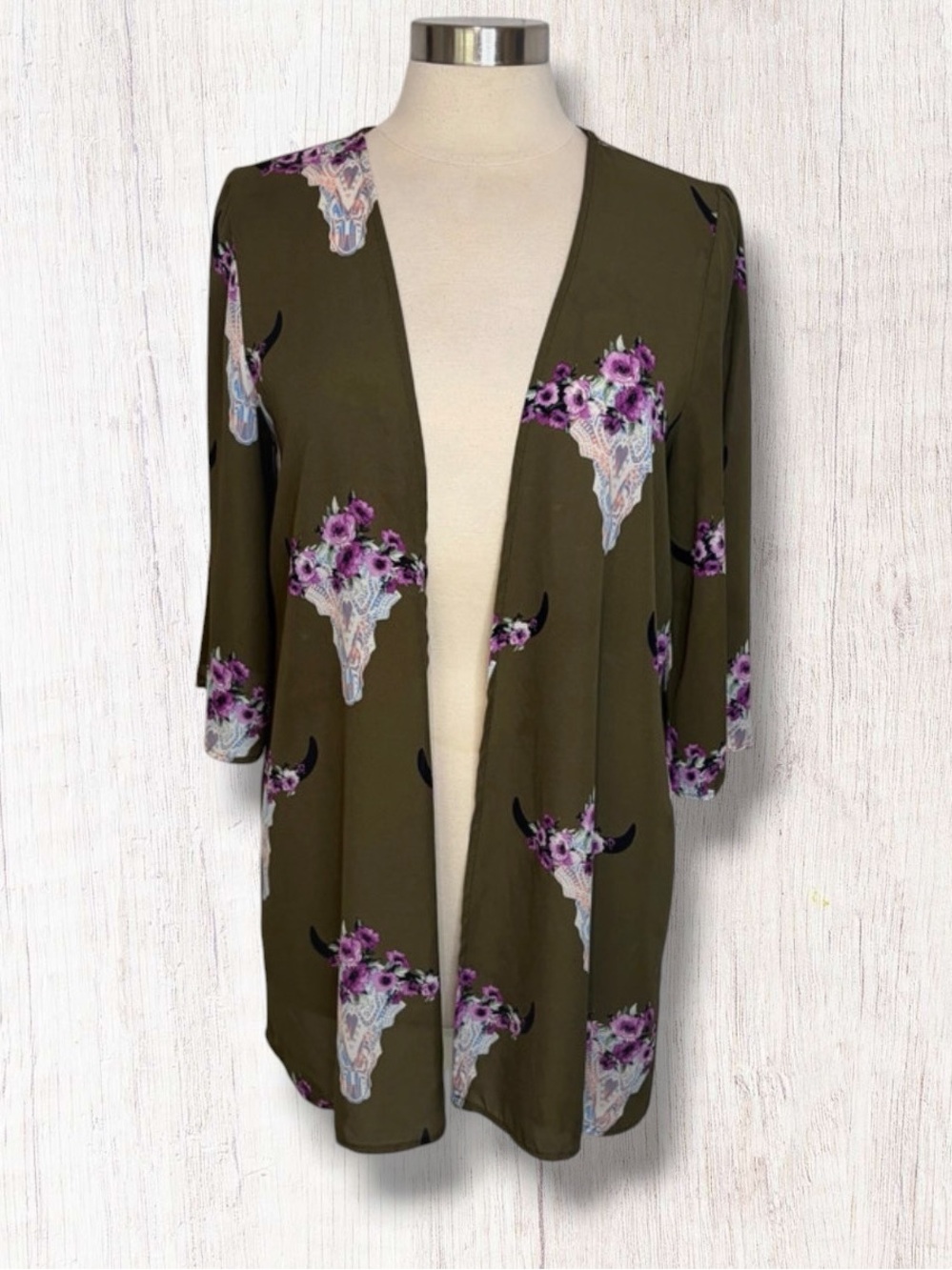 FANTASTIC FAWN Floral Texas Longhorn Half-Sleeve Chiffon‎ Kimono, O/S